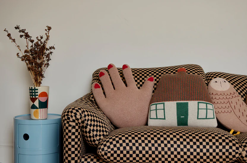Hand CottageCushion GlyphaVase Otto S1 SS26 BecaJones LoRes